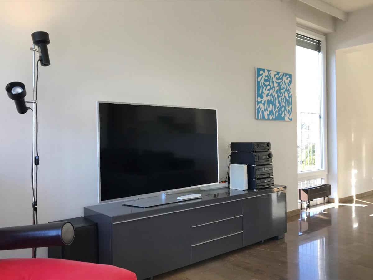 Lichtdurchflutete Ferienwohnung Mit Panorama-Sicht Und Schwimmbad/Sauna Muralto Exteriör bild